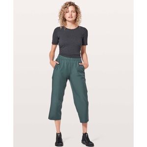 Lululemon Next Move Crop Size 8